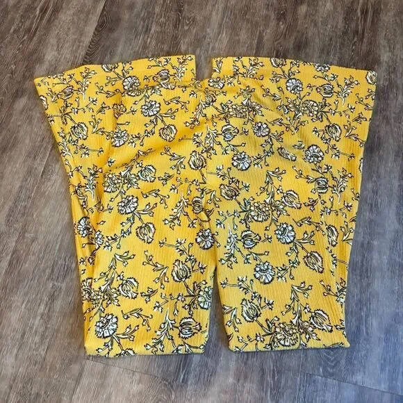 Free People Kitty Flare Pants in a yellow - Picture 5 of 6